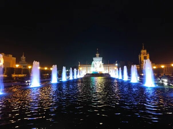 ночная ВДНХ СССР