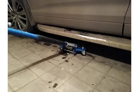 Домкрат stels гидравлический подкатной 51136 low