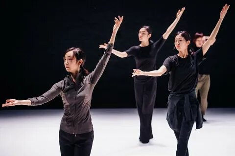 Korean dancing