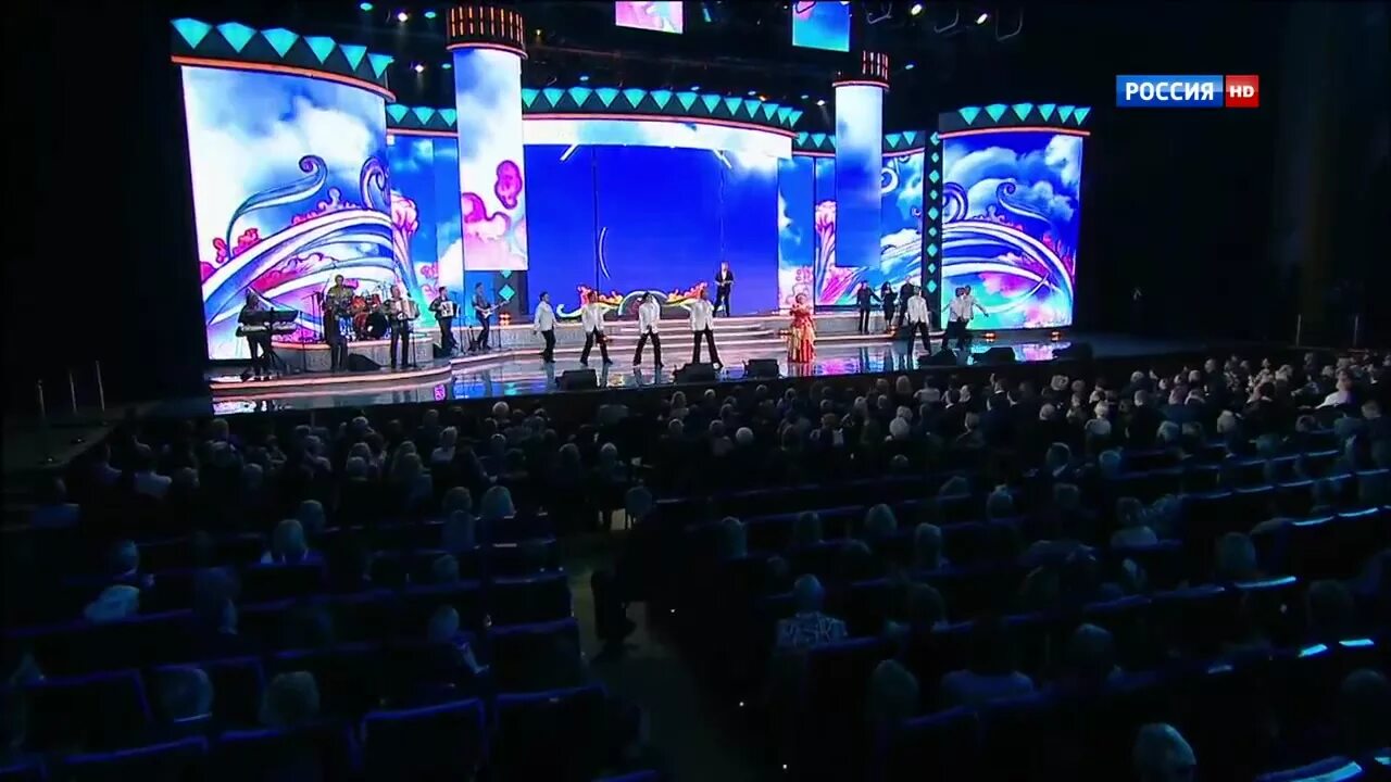 Театр кадышевой золотое кольцо. Концерт надежды кадышевой и ансамбля золотое кольцо. Гастроли надежда кадышева. Концерт ансамбля золотое кольцо и надежды. Надежда кадышева и ансамбль.