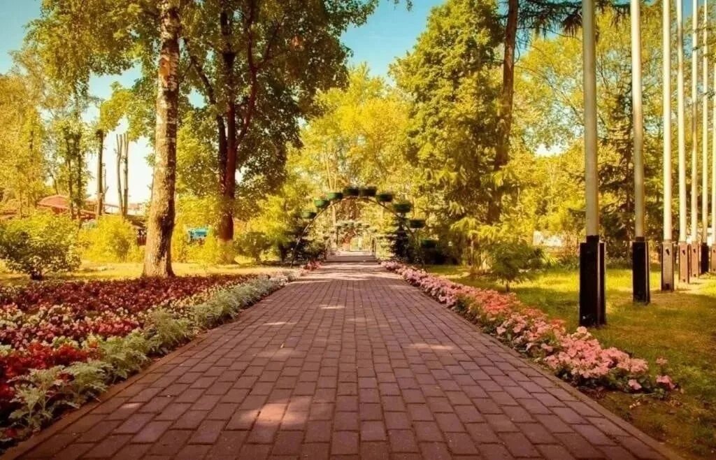 Сколько лет люберцам