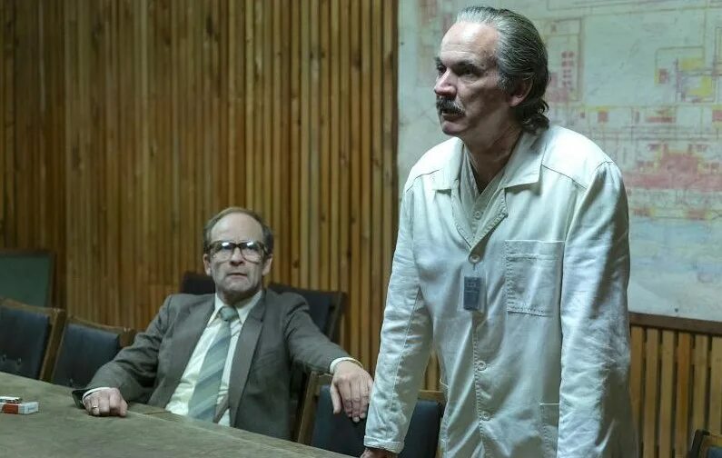 Дятлов чернобыль hbo. Инженер дятлов чернобыль. Профессор дятлов чернобыль. Дятлов аэс. Дятлов чернобыльская.