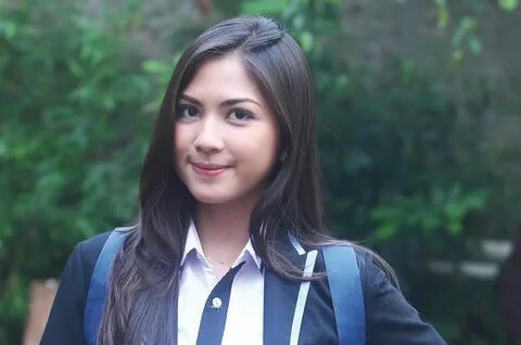 Artis cantik