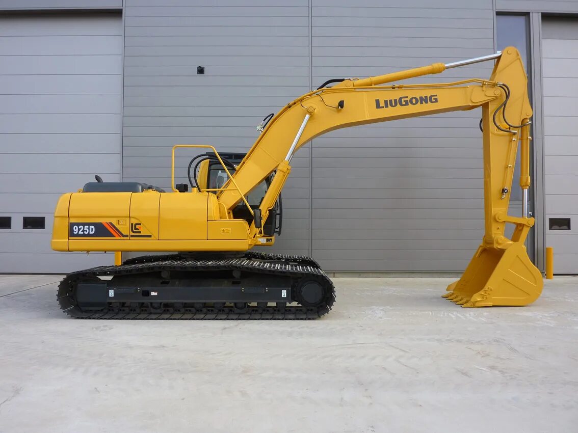 Экскаватор clg. Экскаватор гусеничный liugong clg925e. Экскаватор clg. Лиугонг экскаватор clg920e. Liugong clg933e.