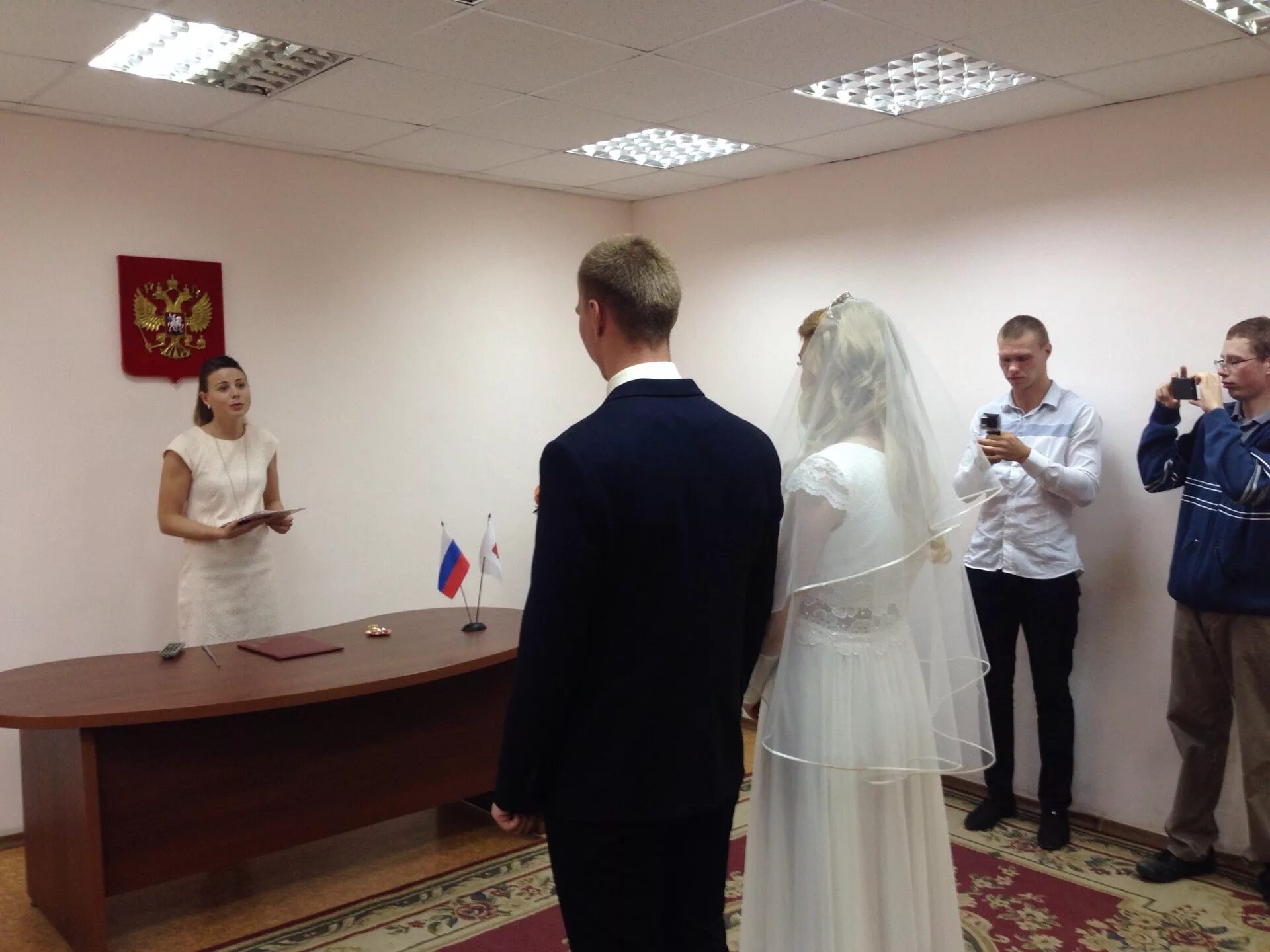 Под знаком бесконечности: 18.08.2018 в Вологде супругами стали более полусотни п
