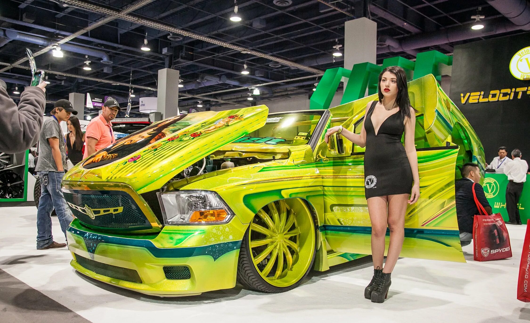 Auto tuning show