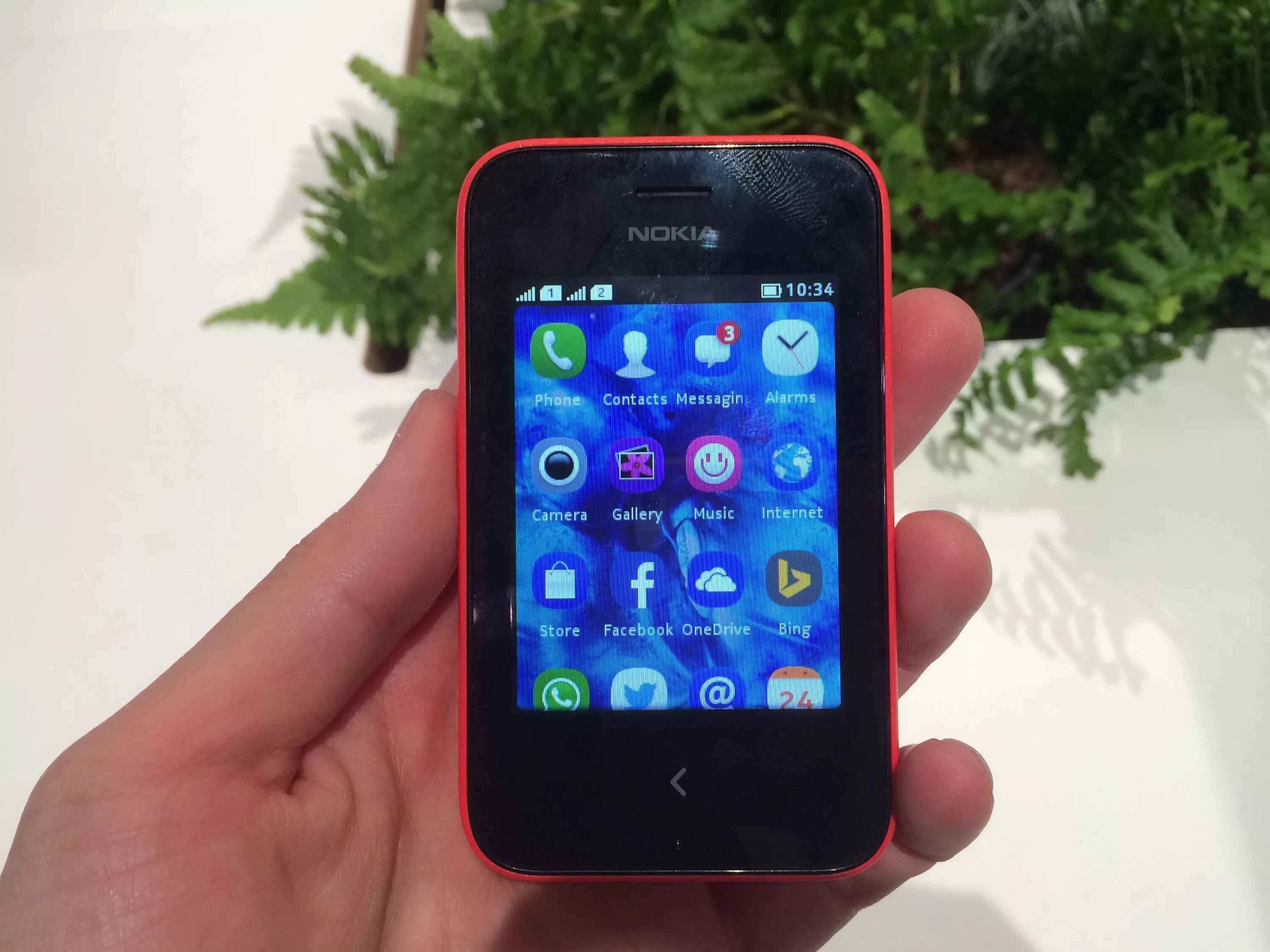 Фотография маленького телефона. Nokia Asha 230. Nokia 230 4g. Nokia Asha 210. Nokia Аша 230.