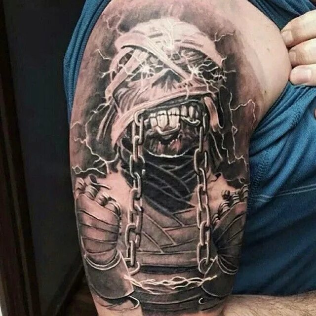 Тату iron maiden. Тату на всю спину. Тату айрон мейден. Железо в химии ферум. Iron maiden tattoo.