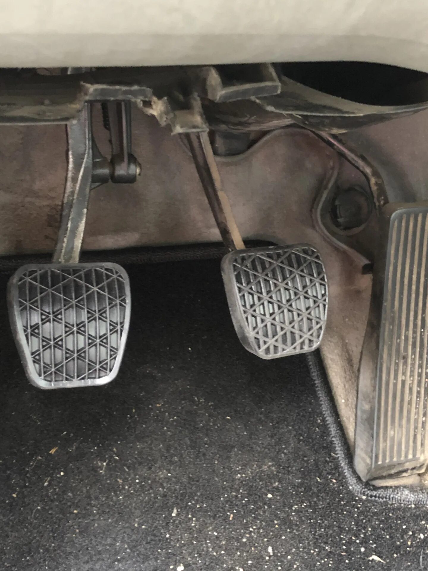 Педаль газа мерседес 124. W124 педали. Педали 124. Педали 124. W124 педали.