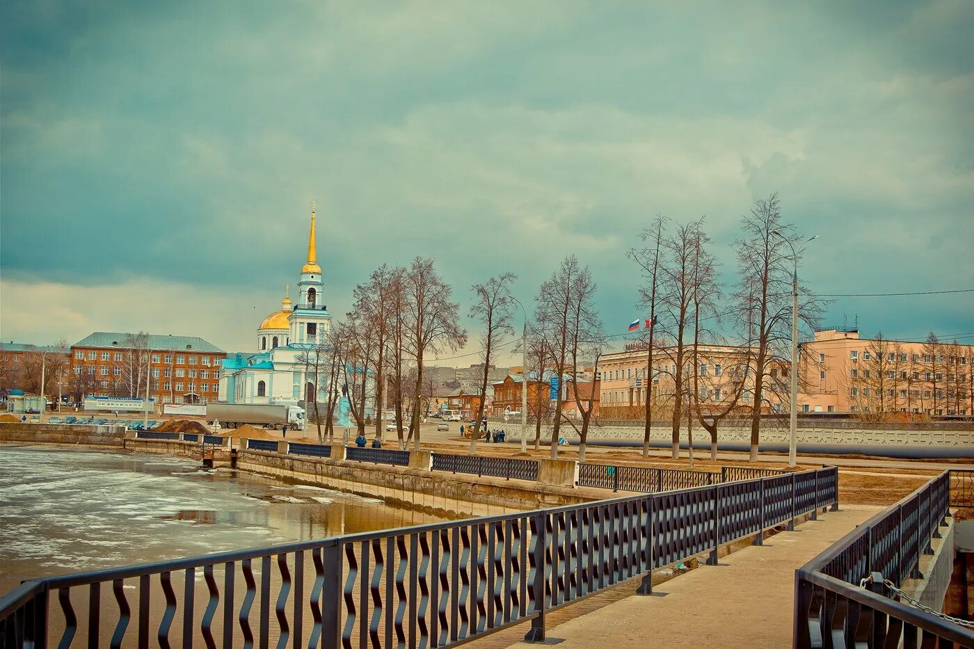 Фото г воткинска. Фото г воткинска. Город воткинск удмуртия. Воткинск набережная. Фото г воткинска.