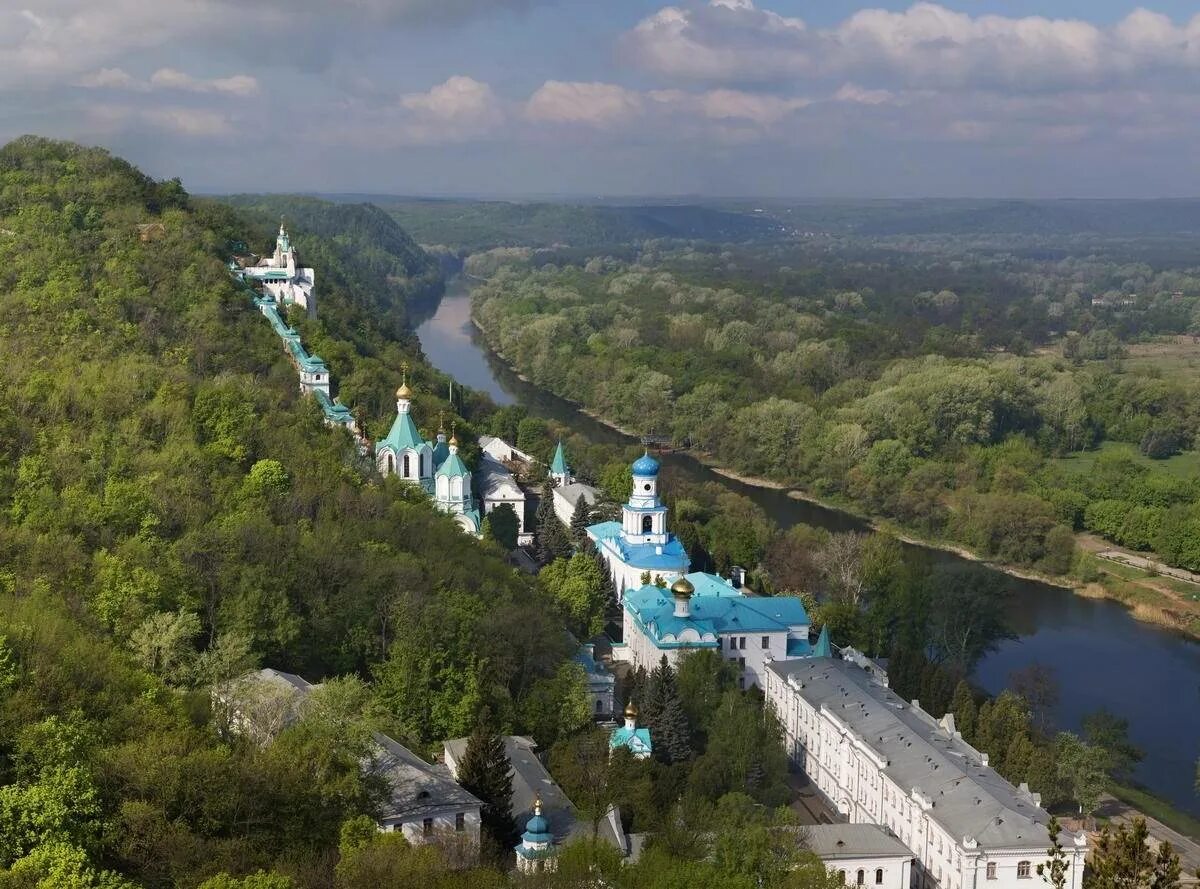 Свято Успенская Лавра Святогорск. Свято-Успенский Святогорский монастырь Украины. Свято-Успенская Святогорская Лавра, Украина, г. Святогорск. Святогорский монастырь Святогорск. Святые святогорской лавры