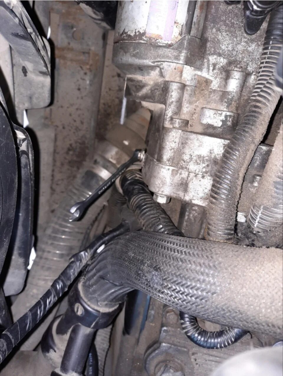 Фрилендер 2 дизель 2.2 как снять стартер Launch system: Removal and installation of a starter (Freelander 2, 2006-2014) -