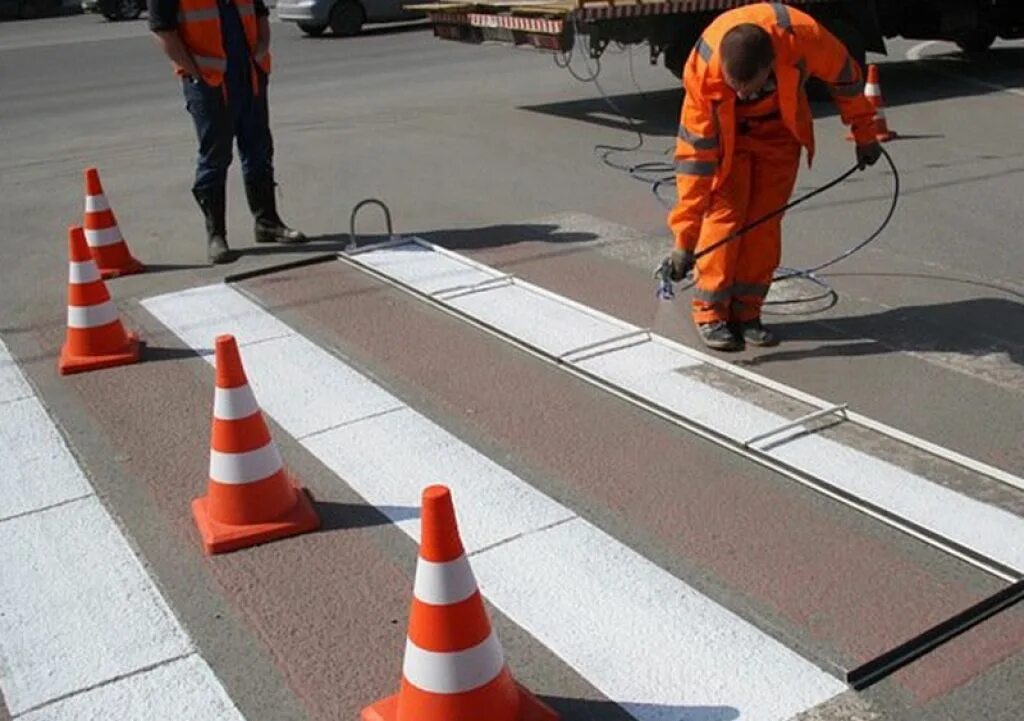 Горизонтальная разметка 1. 1 дорожная разметка. Разметка холодным пластиком. Дорожная разметка зебра 1. Нанести разметку пешеходный переход.
