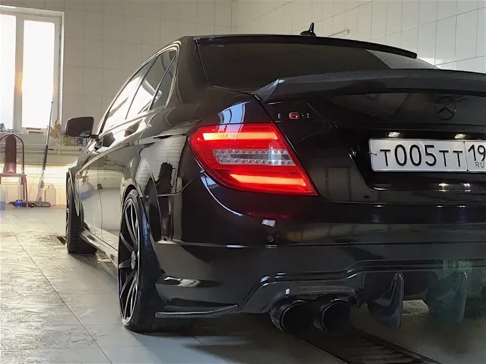 Осенние фотокарточки - Mercedes-Benz CLS (C218), 3,5 л, 2014 года фотография DRI