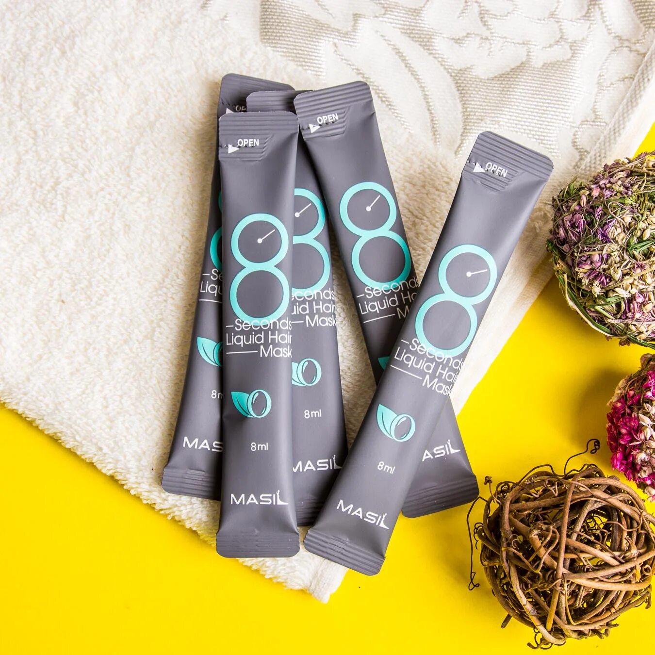 Masil маска 8 seconds способ применения. Masil 8 seconds liquid hair. masil 8 seconds salon liquid hair mask. экспресс-маска для объема волос masil 8 seconds salon liquid hair mask. masil 8 seconds liquid hair mask, 8мл*20.