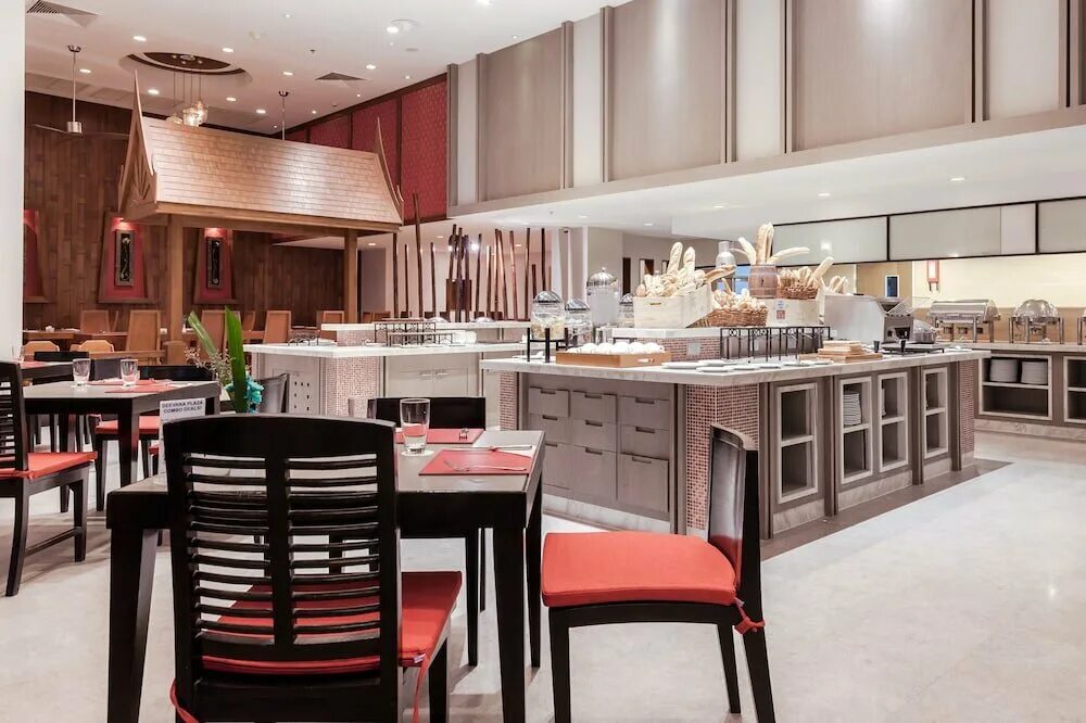 Mercure phuket deevana) 4*. Mercure phuket deevana 4. Deevana plaza phuket (ex. Mercure phuket deevana) 4*, bb - только завтрак, 121 136 rub. Deevana plaza phuket (ex.