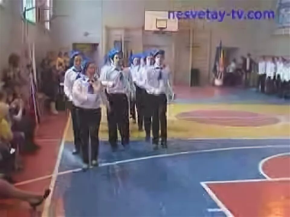 Школа 40 песня. Директор школы 40 новоуральск. Последний звонок 2018. Маоу сош 40 г чебоксары. Школа 40 новошахтинск учителя.