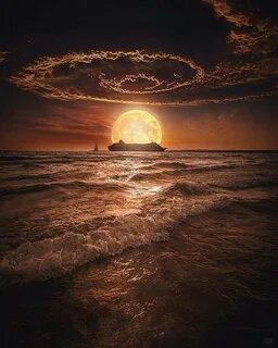 Солнце луна море