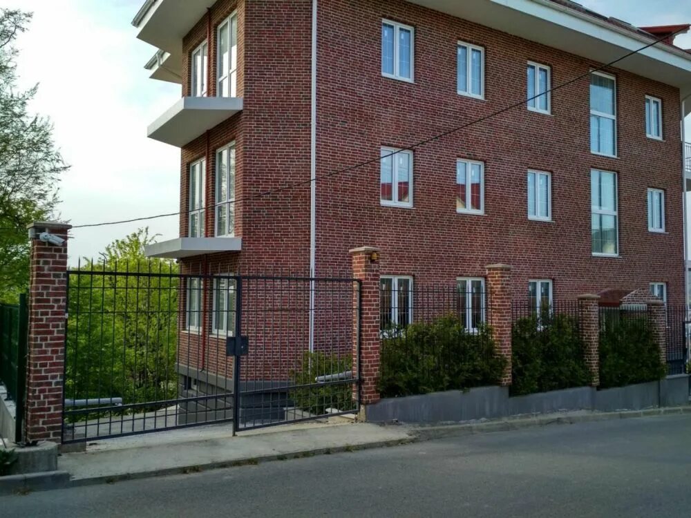 Вишнёвый 85б. Переулок вишневый воронеж на карте. Вишневая 36/1 сочи. Сочи пер вишневый 85 б. Вишневый переулок 7 липецк.