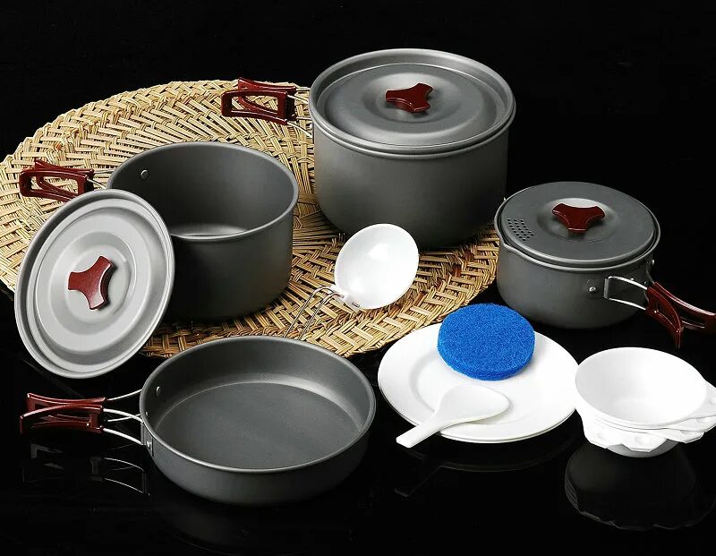 Какой набор посуды для приготовления. Fire Maple FMC-206. Походный набор посуды Markill Cook Kit. Алюминиевая посуда. Посуда алюминиевая походная.