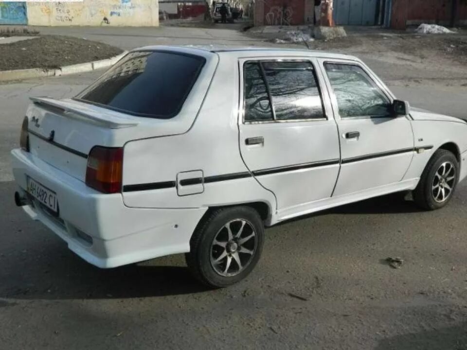 Заз-1103 славута ходовая. Заз славута 2005. Заз славута 2007 цвет зелёный код краски 374. Славута бу. Заз-1103 славута.