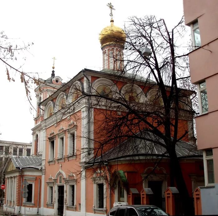 Воскресения словущего в брюсовом расписание. Храм Воскресения Словущего. Церковь Вознесения Словущего Брюсов переулок. Брюсов переулок храм Воскресения Словущего. Церковь Воскресения Словущего на Успенском Вражке Москва.