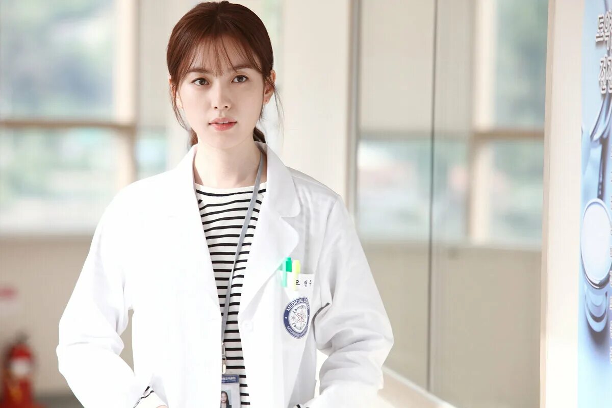 Дорама параллельные. Хан хё чжу. han hyo joo дорама. хан хё-джу меж двух миров. хан хе джу меж двух миров.