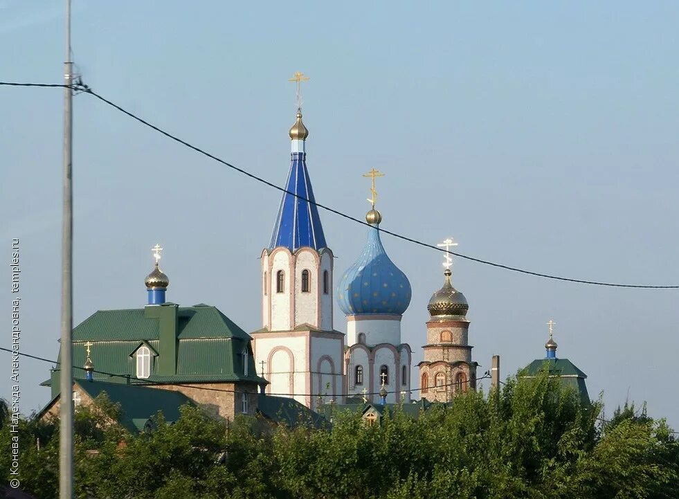 Монастырь Святого духа в Тимашевске Краснодарского края. Монастырь в Тимашевске Краснодарский край. Свято Воздвиженский монастырь Краснодарский край Тимашевский район. Свято-духов мужской монастырь г Тимашевск. В тимашевске б