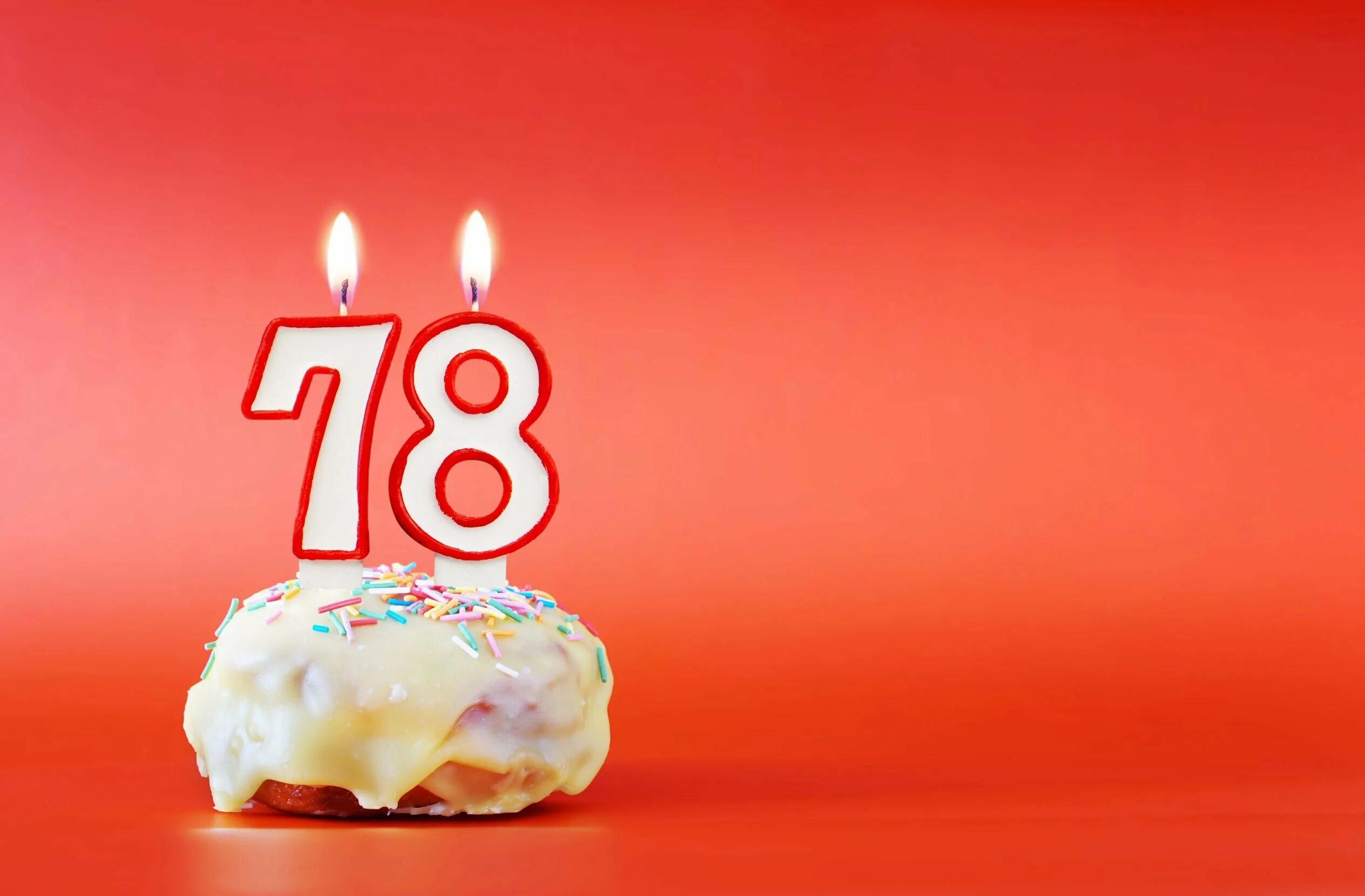 Свечка 9 лет. Свечи для торта принцесса на торте. Тортик цифры 9 лет. 9 лет свечка. Цифра 5 свечка.