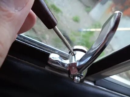 Как приклеить ручку