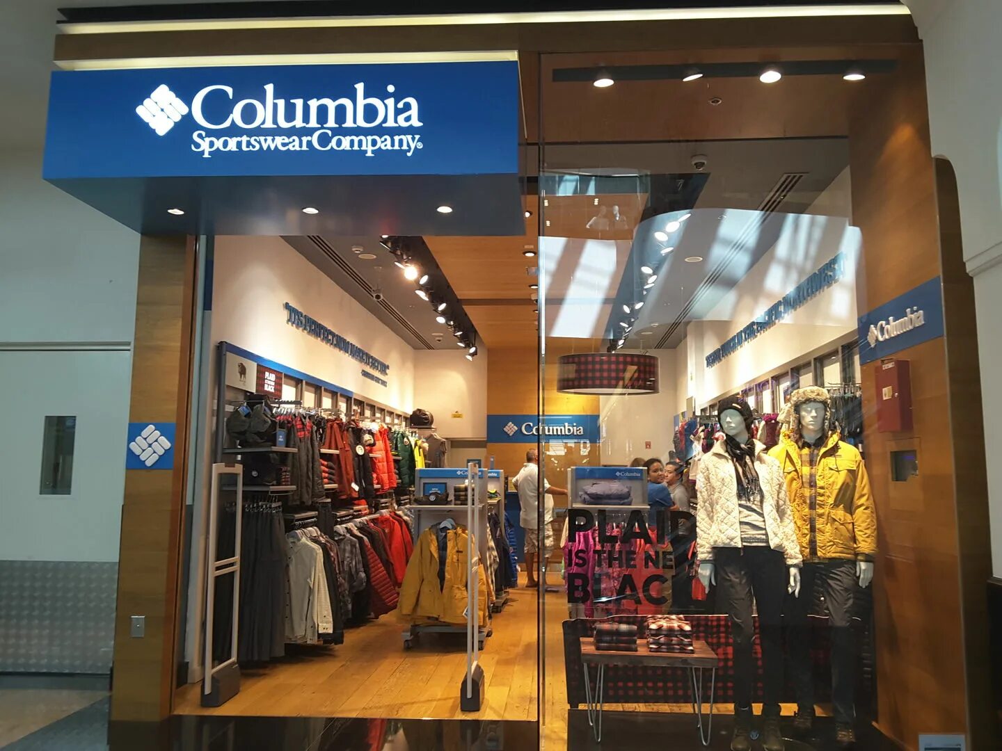 Коламбия одежда ТЦ Европейский. Columbia Sportswear co.. Columbia Sportswear logo. Columbia Sportswear про бренд. Columbia company