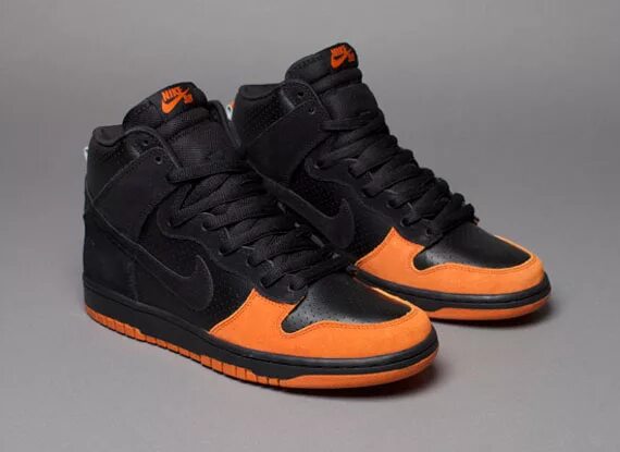 Осенние найк мужские. Nike Dunk зимние. Nike Dunk SB черно оранжевые. Nike Dunk High Orange. Зимние кроссовки Nike SB Dunk.