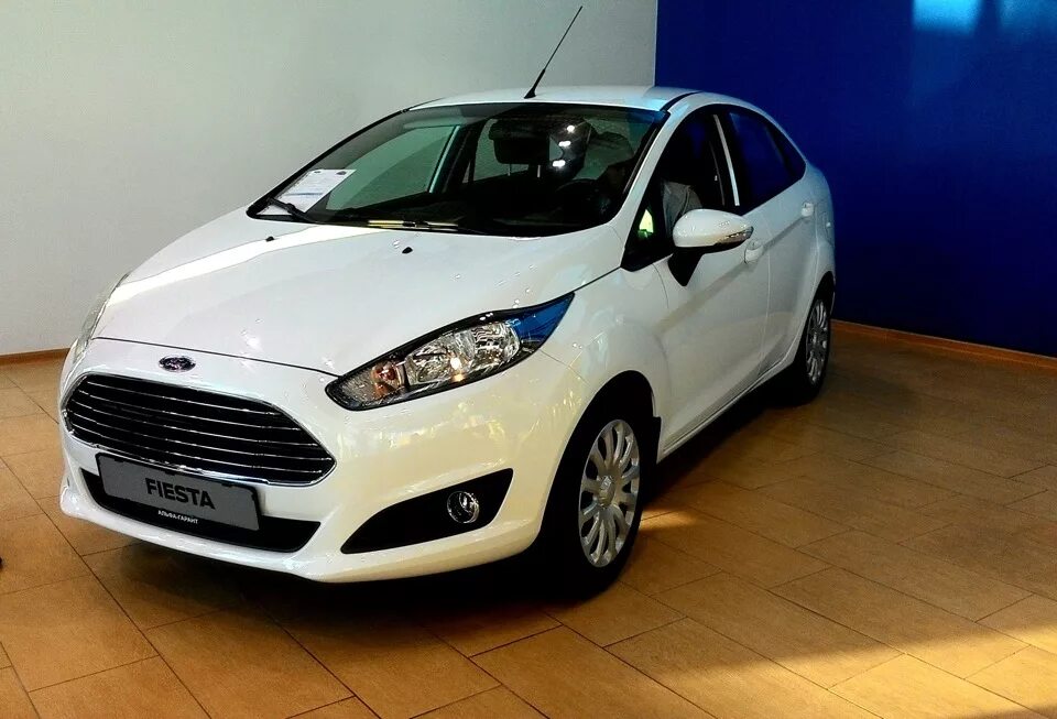 Frozen white. Форд Фиеста седан 2020. Форд Фиеста седан 2020 новый. 7vta Frozen White. Ford Australia f1 Frozen White.