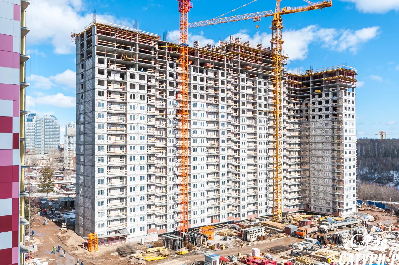 Красные казармы 64. Жк арсенал сатурн-р пермь. пермь красные казармы 64 пермь. красные казармы 69.