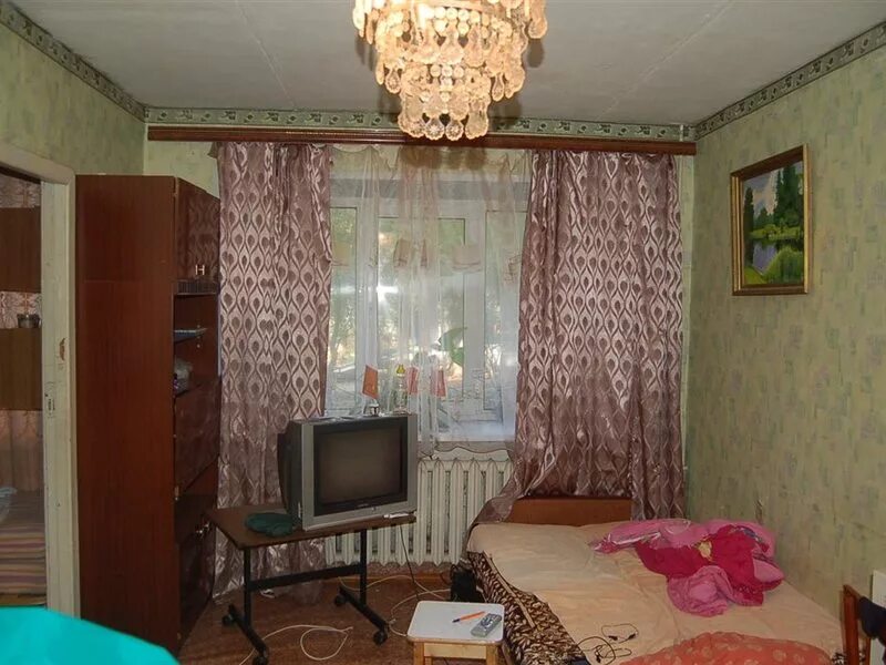 Серпухов пограничная ул квартира. Серпухов 3 х комнатная квартира. Продается 2к квартира. Двухкомнатная квартира серпухов горького 8. Квартиры в серпухове.