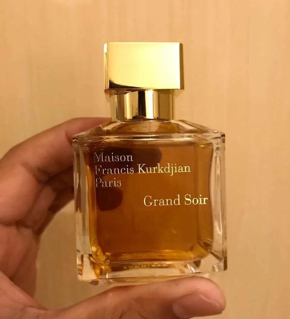 Grand soir maison. Grand soir maison. Maison francis grand soir. Grand soir maison. Кюркджян парфюм.