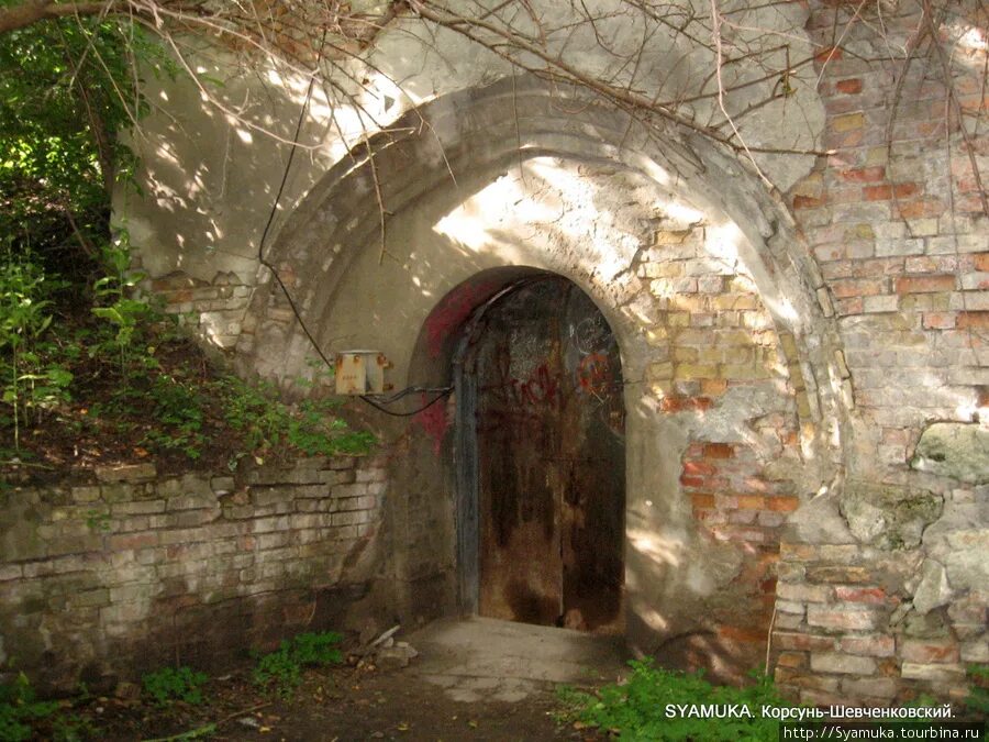 Херсонес храм афродиты. Корсунь (херсонес таврический) осада. Корсунь. Корсунь-шевченковский город. Херсонес таврический реконструкция.