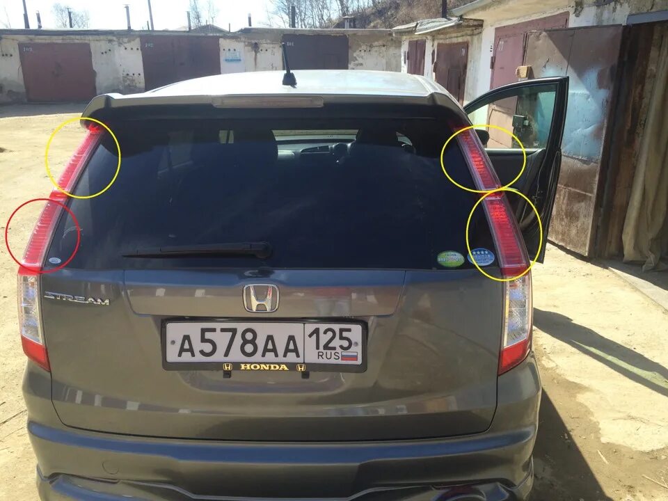 Как поменять лампочку хонда стрим Замена лампочек! Honda Stream (RN), 2 л, 2000 года запчасти DRIVE2