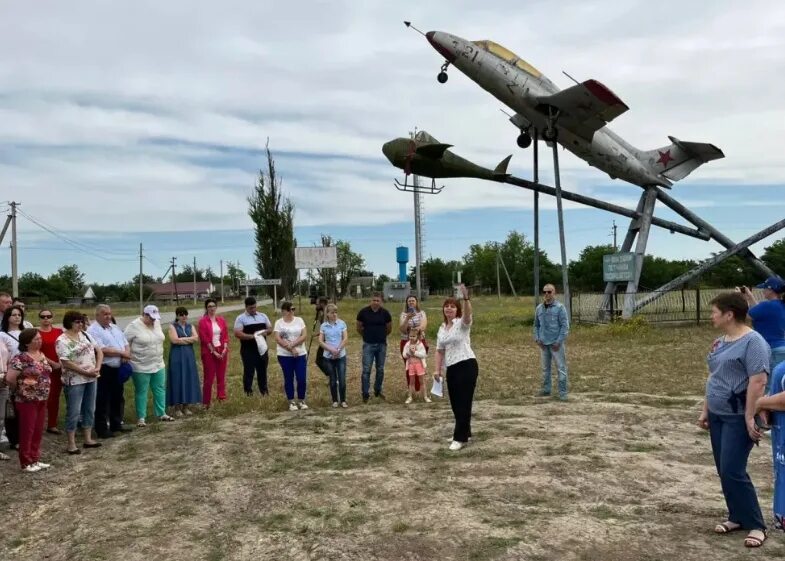 Село Ростовановское. Памятник село Богдановка Степновский район. Ростовановское Ставропольский край. Станица Ростовановская.