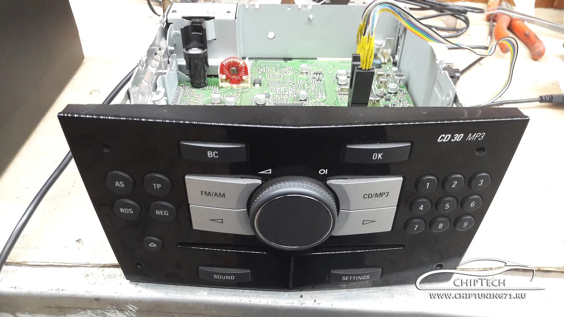 Магнитола опель. Магнитола opel astra h 2008. магнитола на opel astra h 2007.