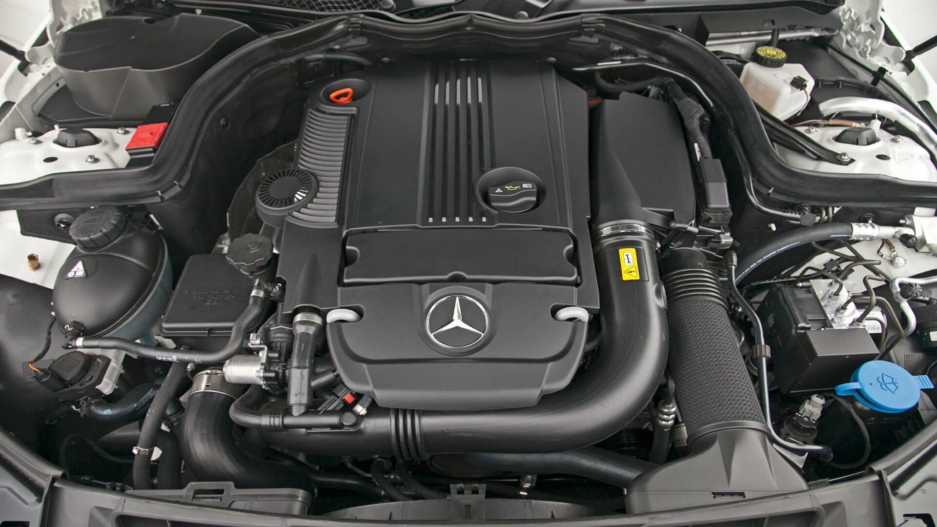 Двигатель Мерседес е200 w212. 204 Мотор Мерседес. Mercedes Benz w212 m274 мотор. Мерседес w203 c200 мотор.
