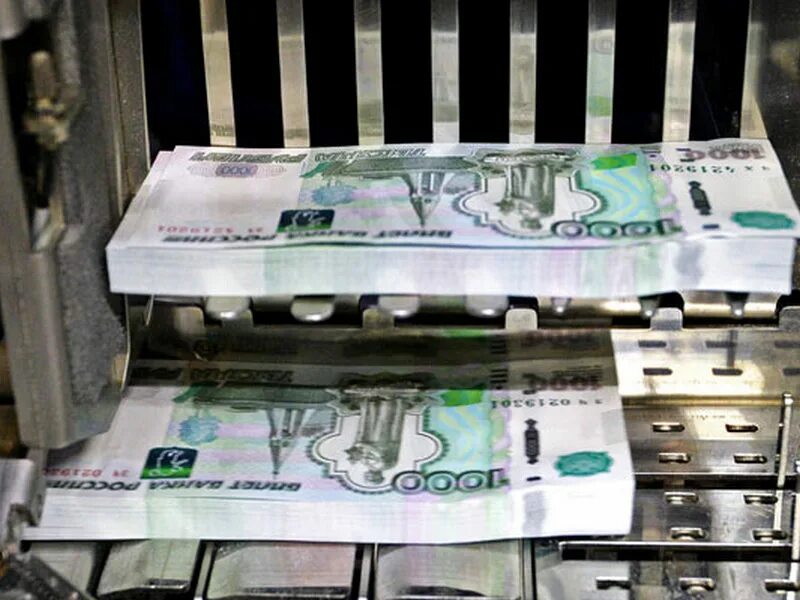 Где сделать рубль. Денежный печатный станок. Печатание бумажных денег. Деньги печать. Станок который печатает деньги.