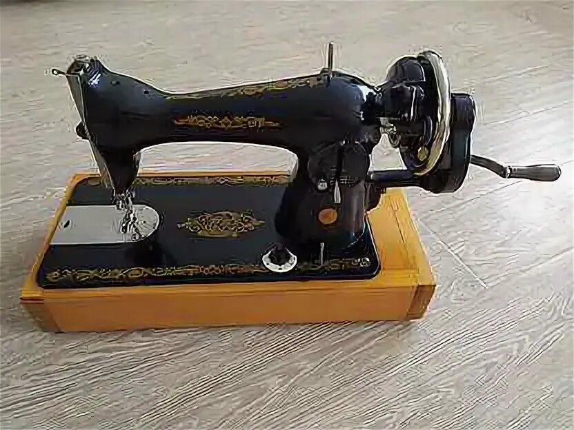 Зингер машинка раритет ножная. Швейные машинки zinger раритет. Швейная машинка зингер 2010. Brother artwork 10. Пмз швейная машинка ручная.
