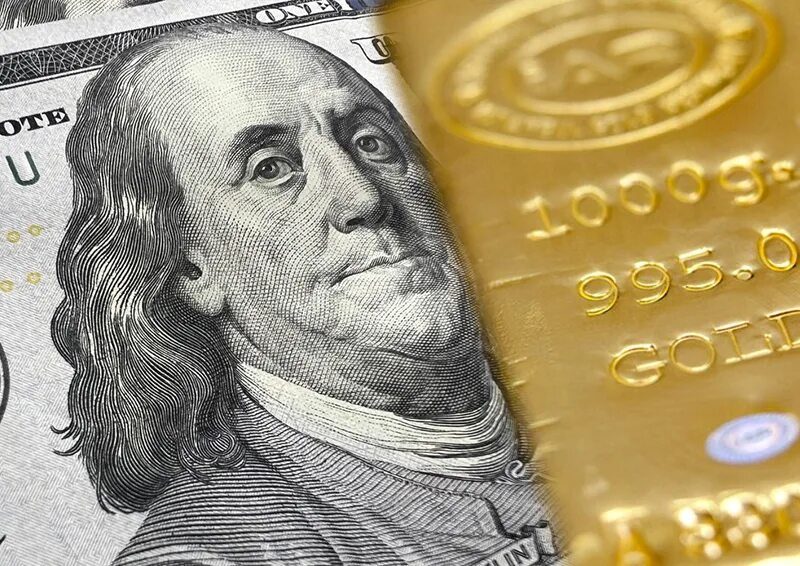 Доллар экономист. ФРС золото. Золото дорожает. Доллар на фоне Москвы. Золото вырастет в цене.