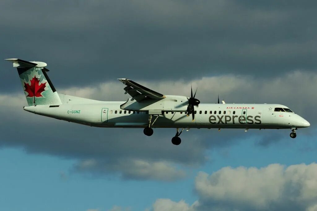 DHC 8-400. DHC 8-q400. De Havilland Canada DHC 8 400. Bombardier Dash 8 Air Canada.