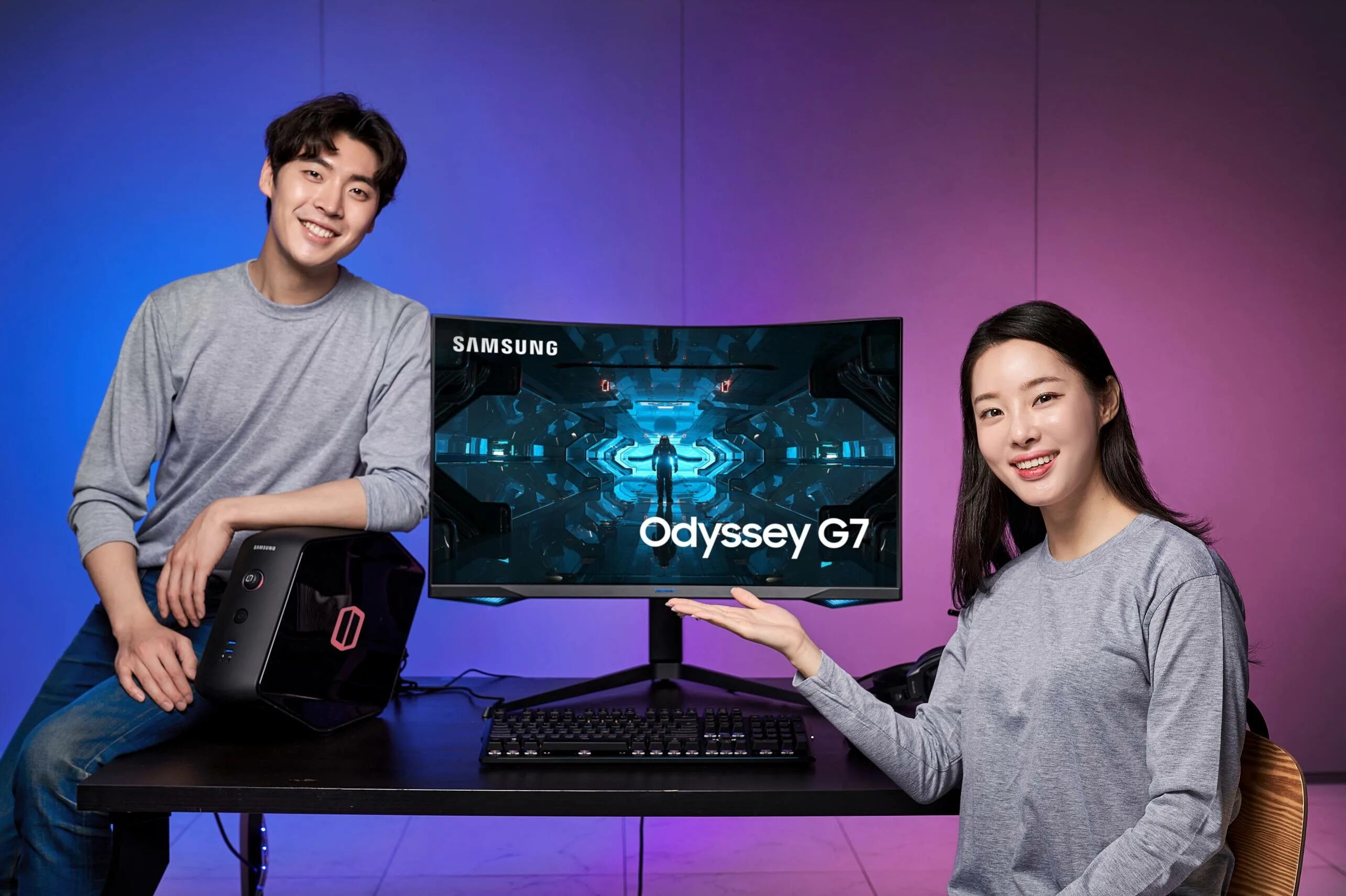 Самый дорогой экран. Монитор самсунг Одиссей g7. Samsung Odyssey g7 27. Монитор самсунг Одиссей 7. Монитор Samsung Odyssey g7 27.