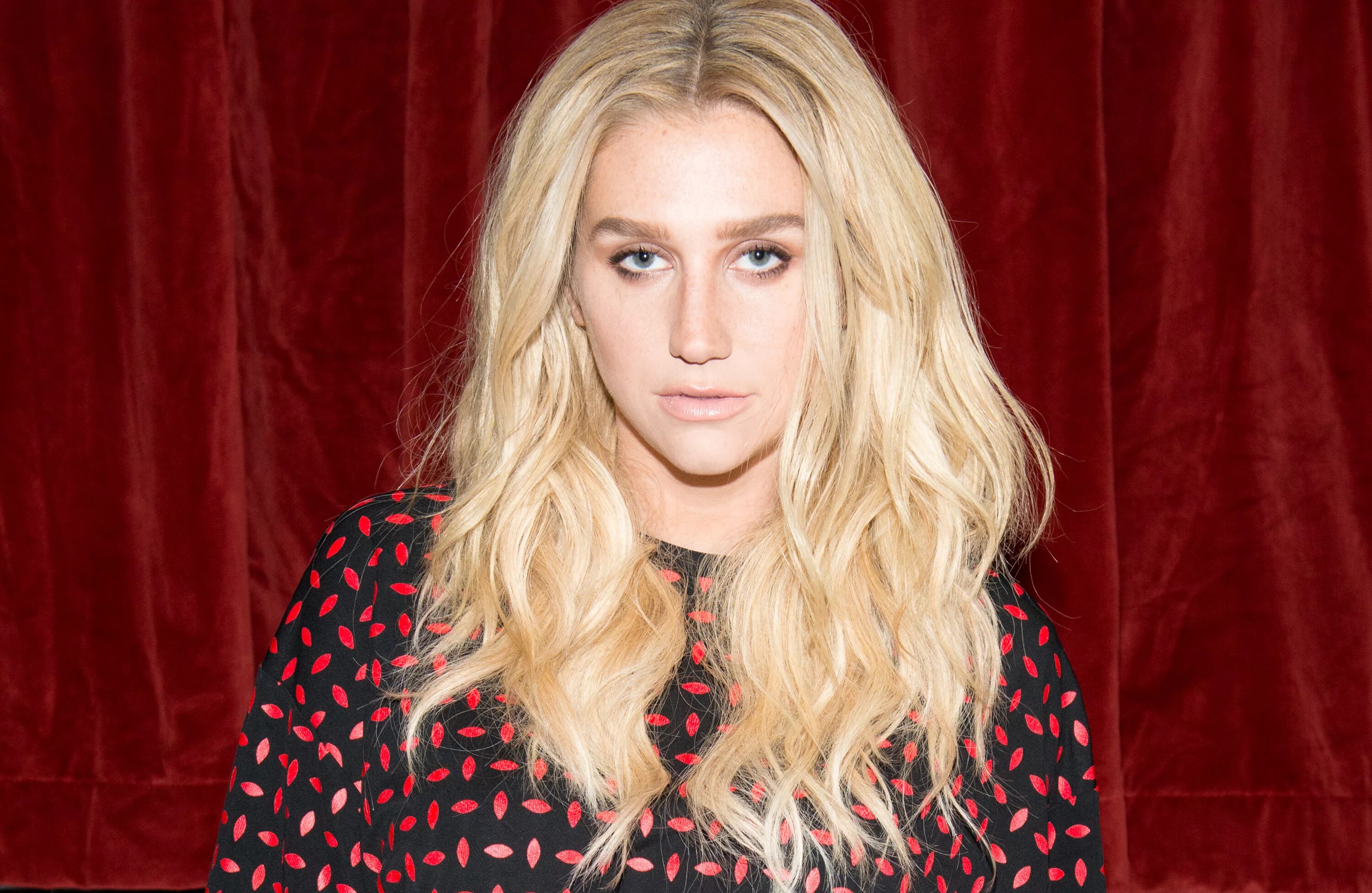 Kesha 2009. Кеша новости. Кеша новости. Кеша новости. Kesha 2021.