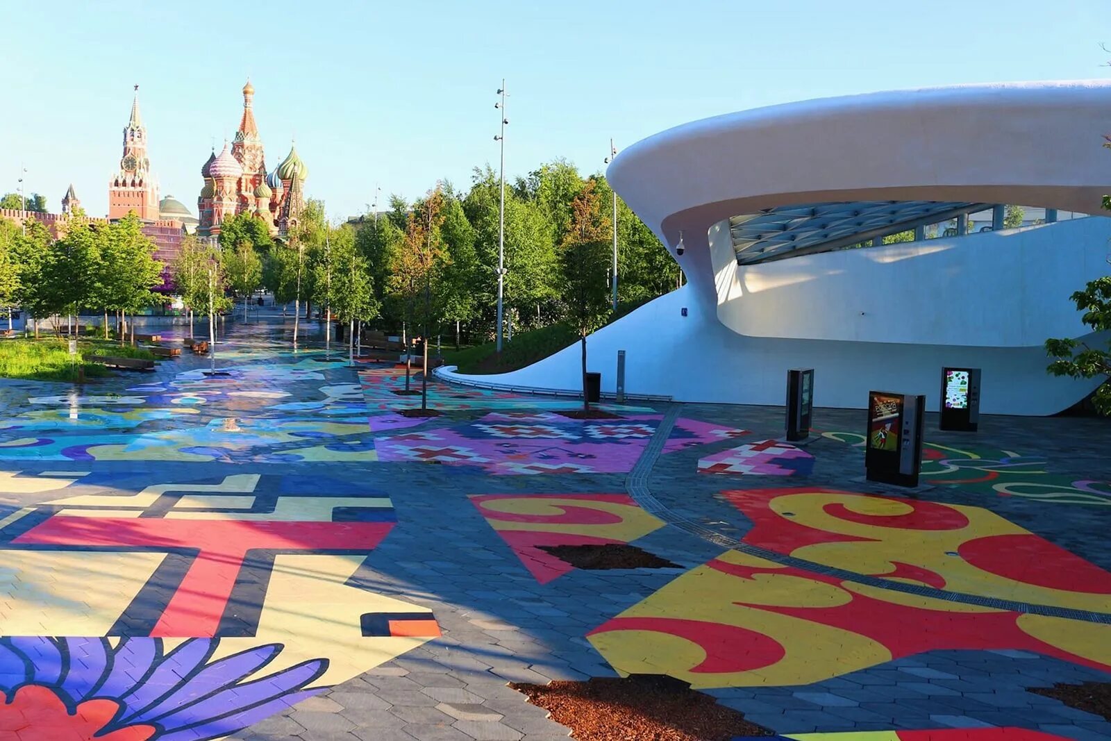 Зарядье развлечения. Парк Зарядье в Москве. Экопарк Зарядье. Парк Зарядье 2023. Новый парк в Москве Зарядье.