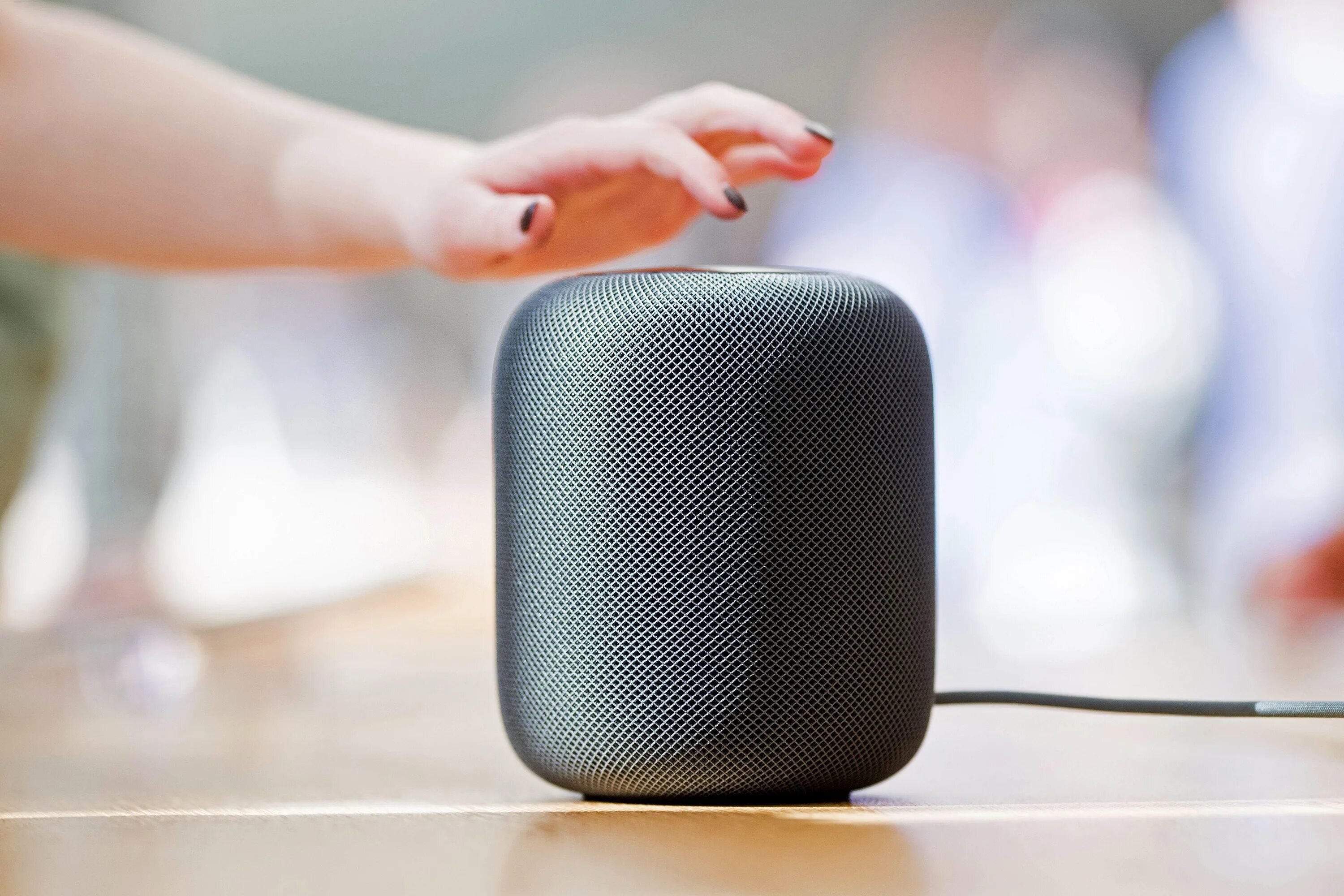 Спикер 2. Apple HOMEPOD. Умная колонка Apple с Siri. Колонка музыкальная эпл. Умная колонка Алиса Apple.