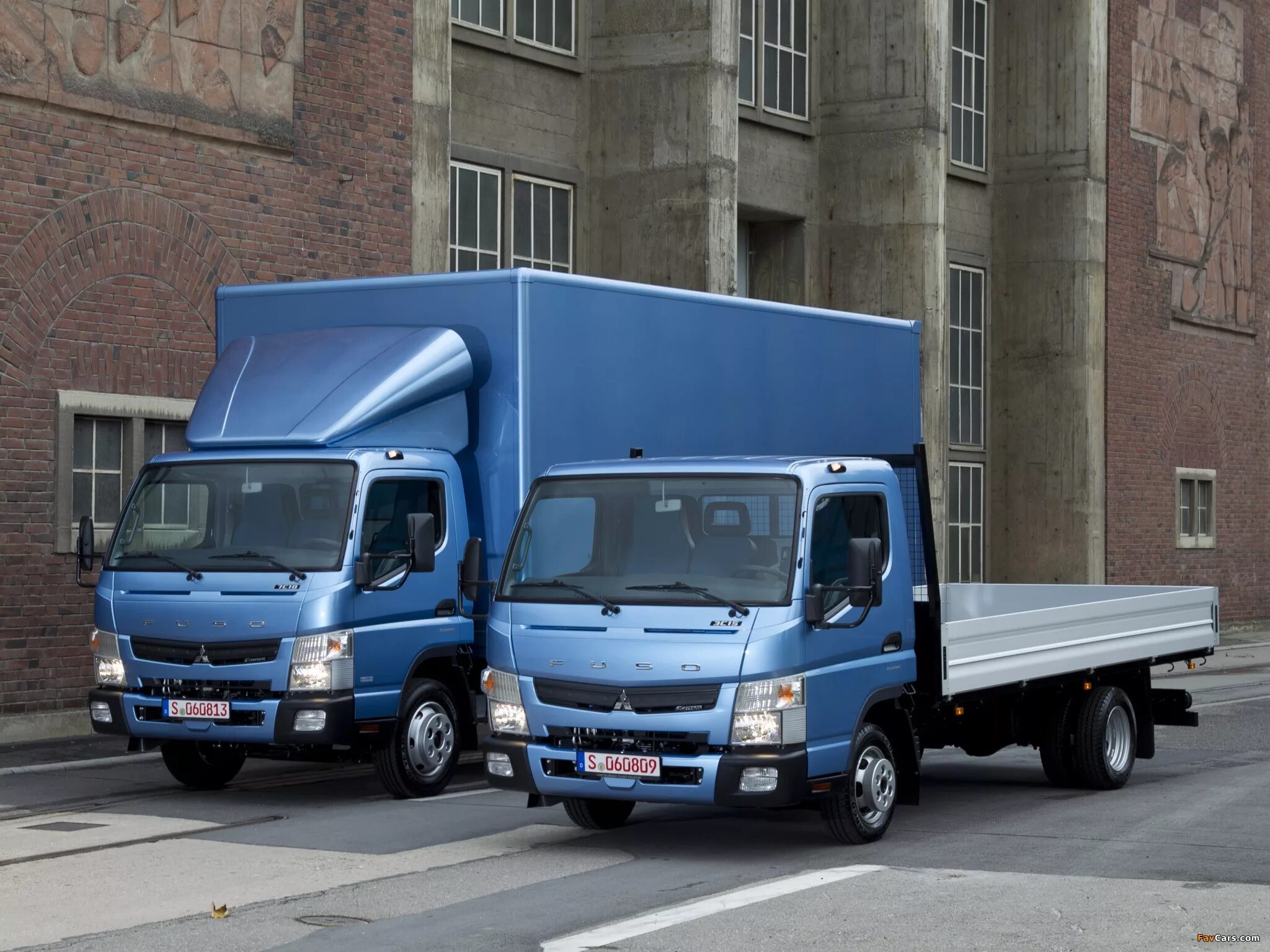 Mitsubishi Fuso Canter. Мицубиси Фусо Кантер. Грузовик Фусо. Mitsubishi Canter грузовик. Мицубиси бортовой